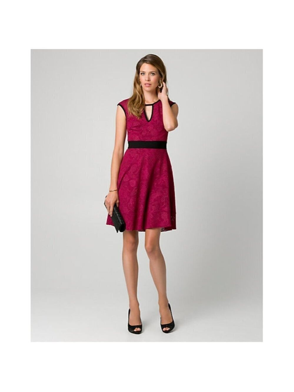 Le Chateau Laser Cut Knit Scoop Neck Berry Dress Size XXL